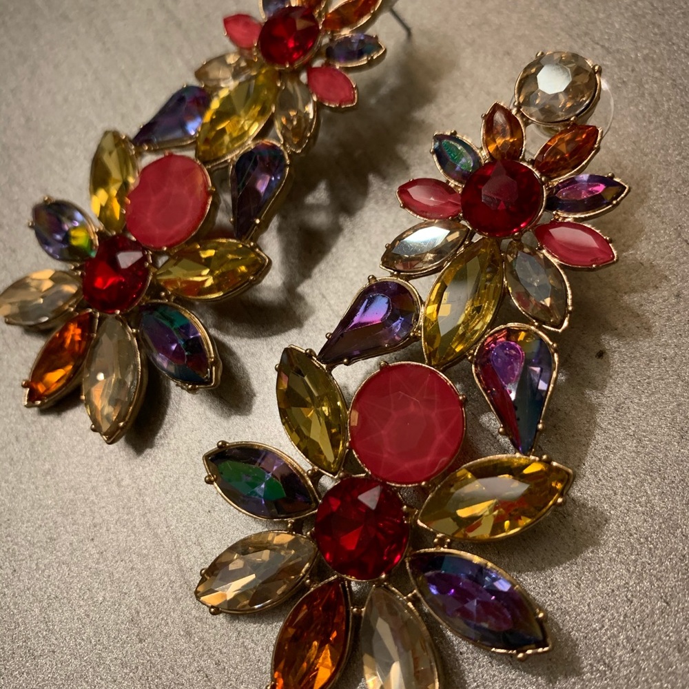 ALDO costume pageant style earrings